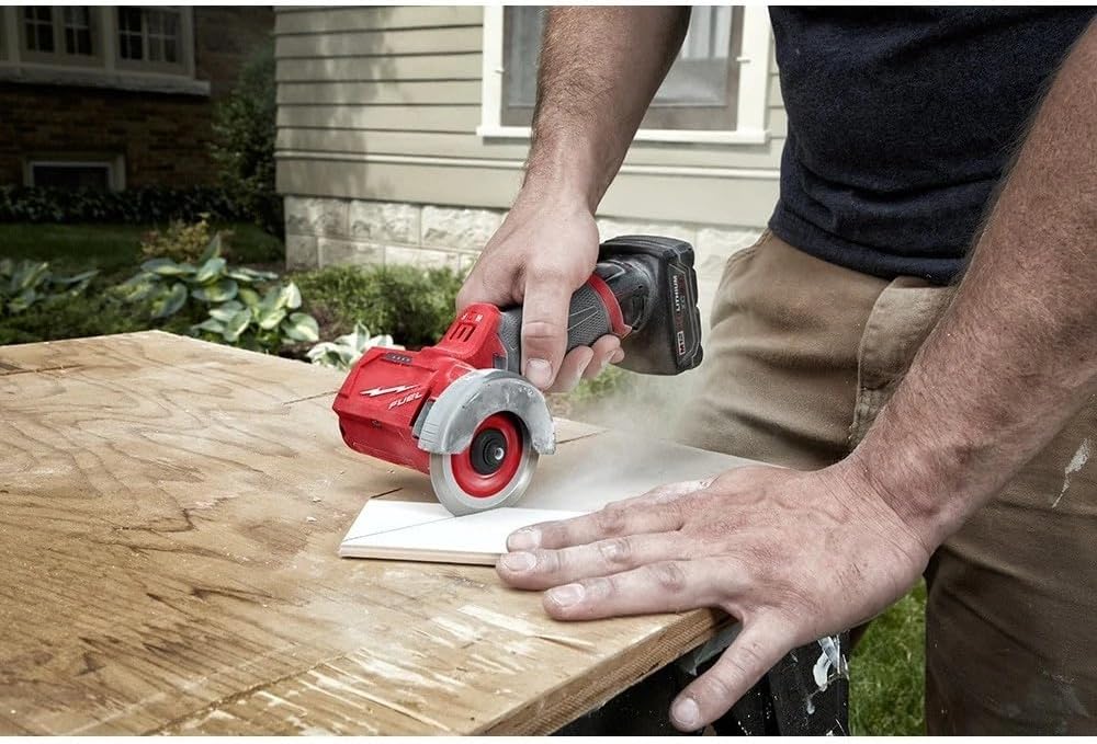 2522-21XC Brushless Power Circular Saw for Milwaukee M12 FUEL 3' Compact Cut Off Tool Kit with Contractor Bag