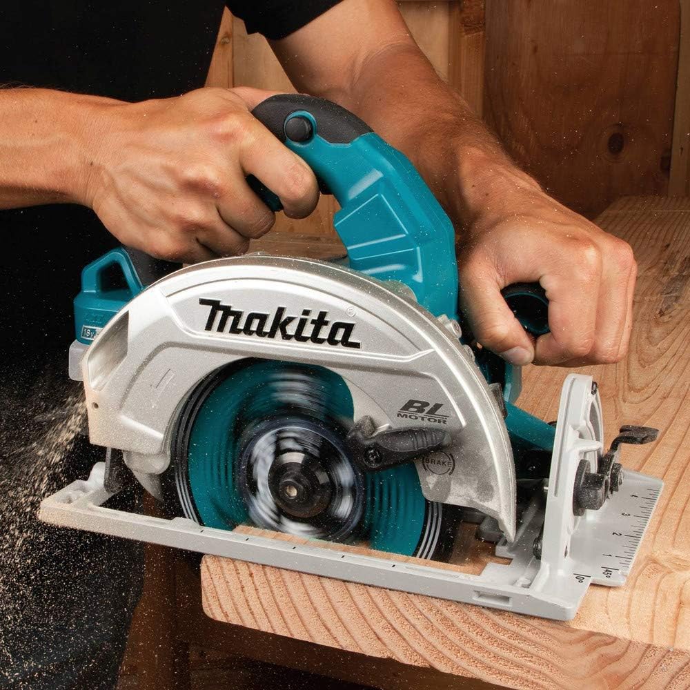 Makita XSH06Z 18V X2 LXT® Lithium-Ion (36V) Brushless Cordless 7-1/4' Circular Saw, Tool Only