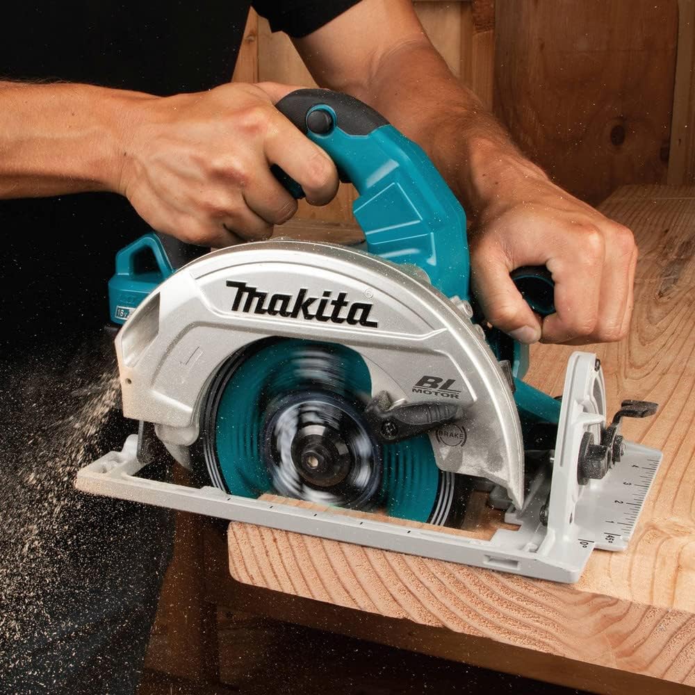 Makita XSH06PT 18V X2 LXT® Lithium-Ion (36V) Brushless Cordless 7-1/4' Circular Saw Kit (5.0Ah)