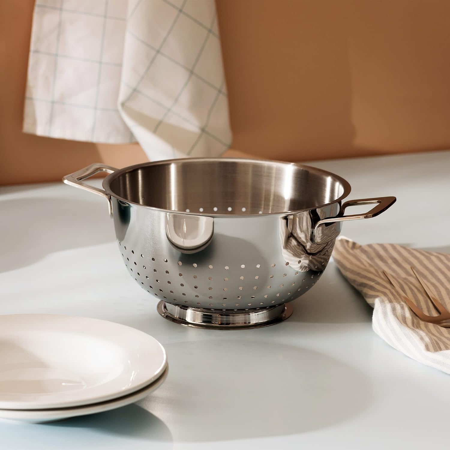 A Di Alessi,AJM300 'POTS & PANS', Colander in 18/10 stainless steel mirror polished,8.75 Inch