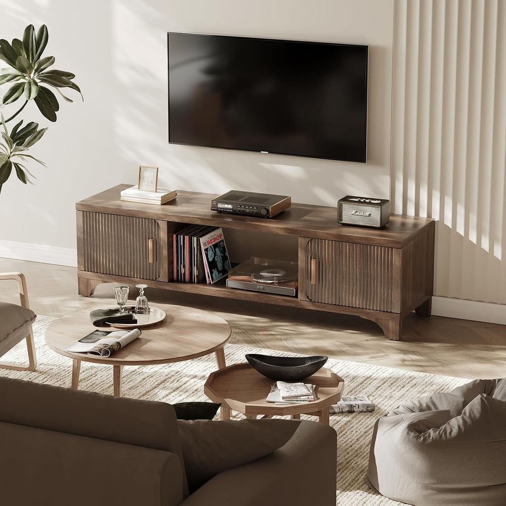 Mid Century Modern TV Stands for 55/60/65 Inch TV Boho Media Console for Living Room Fluted TV Entertainment Center with Storage Wood Television Cabinet for Bedroom